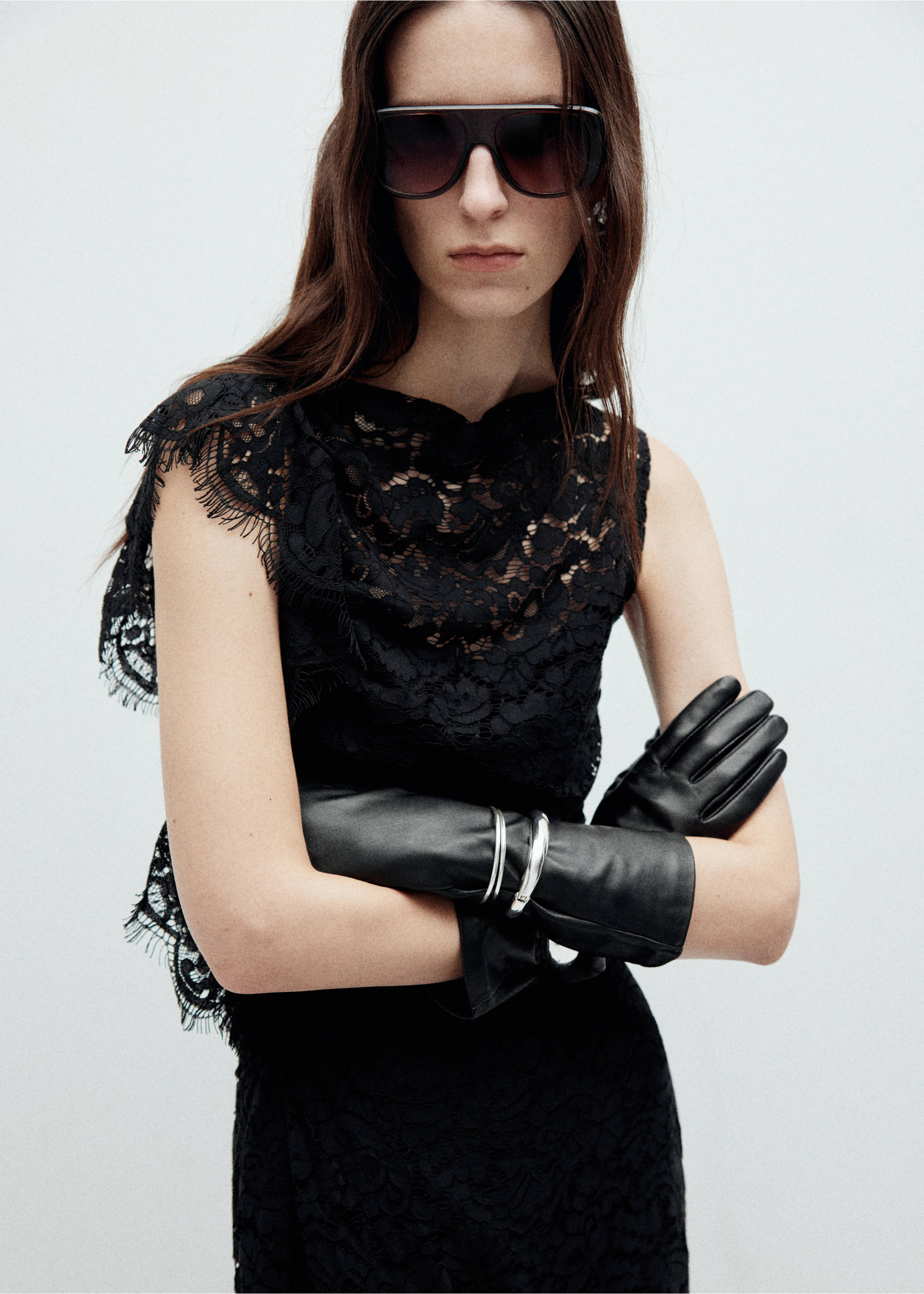 Black lace dress with sleeveless design and fringed trims, Black. Ref: 37039127-00.