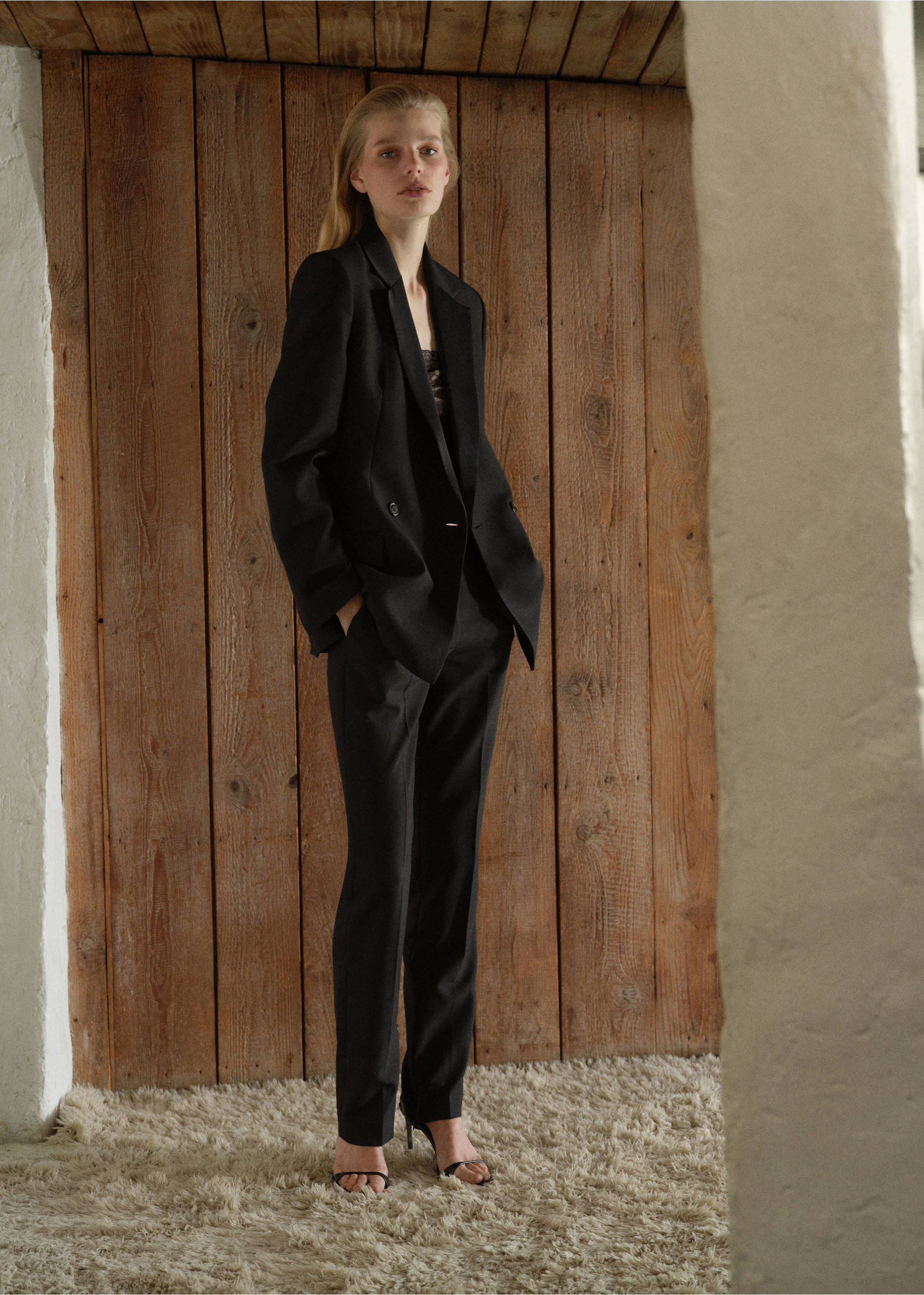 Wool trousers with slit hem - General plane, Black. Ref: 37039146-00.