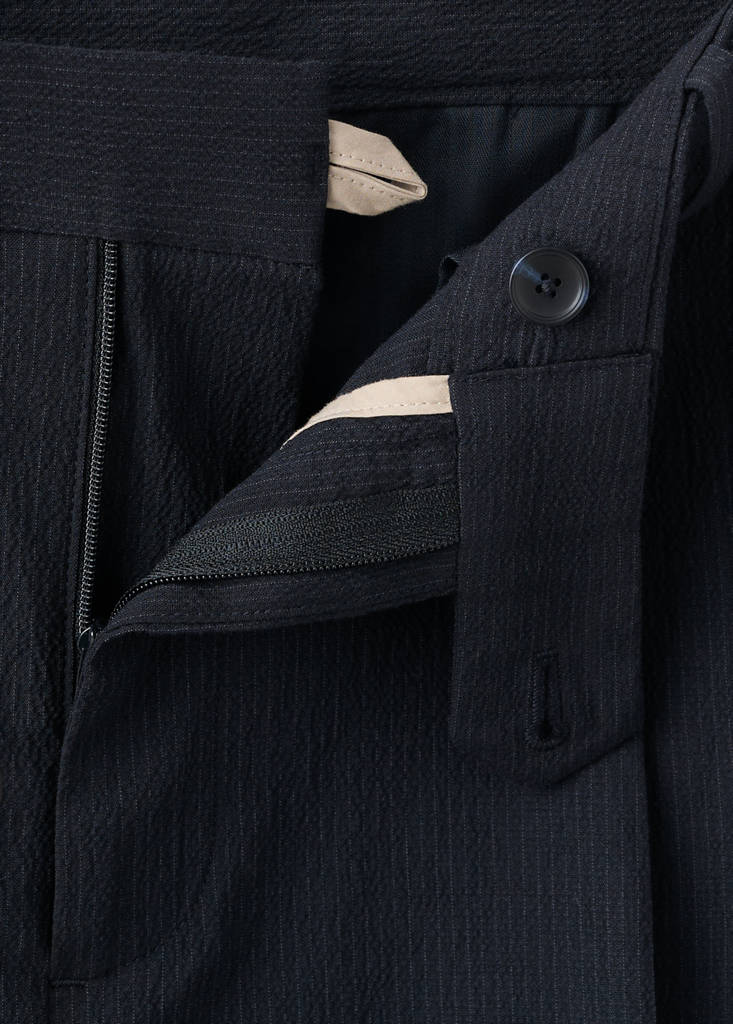 Slim fit cotton lyocell seersucker trousers — Navy