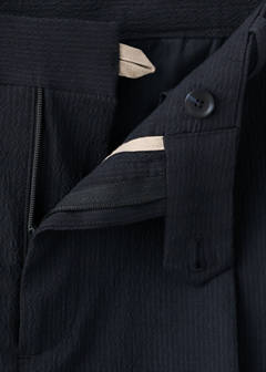 Slim fit cotton lyocell seersucker trousers — Navy 8