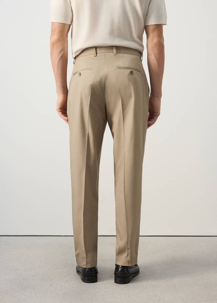 Regular fit trousers in a lyocell-cotton blend — Brown