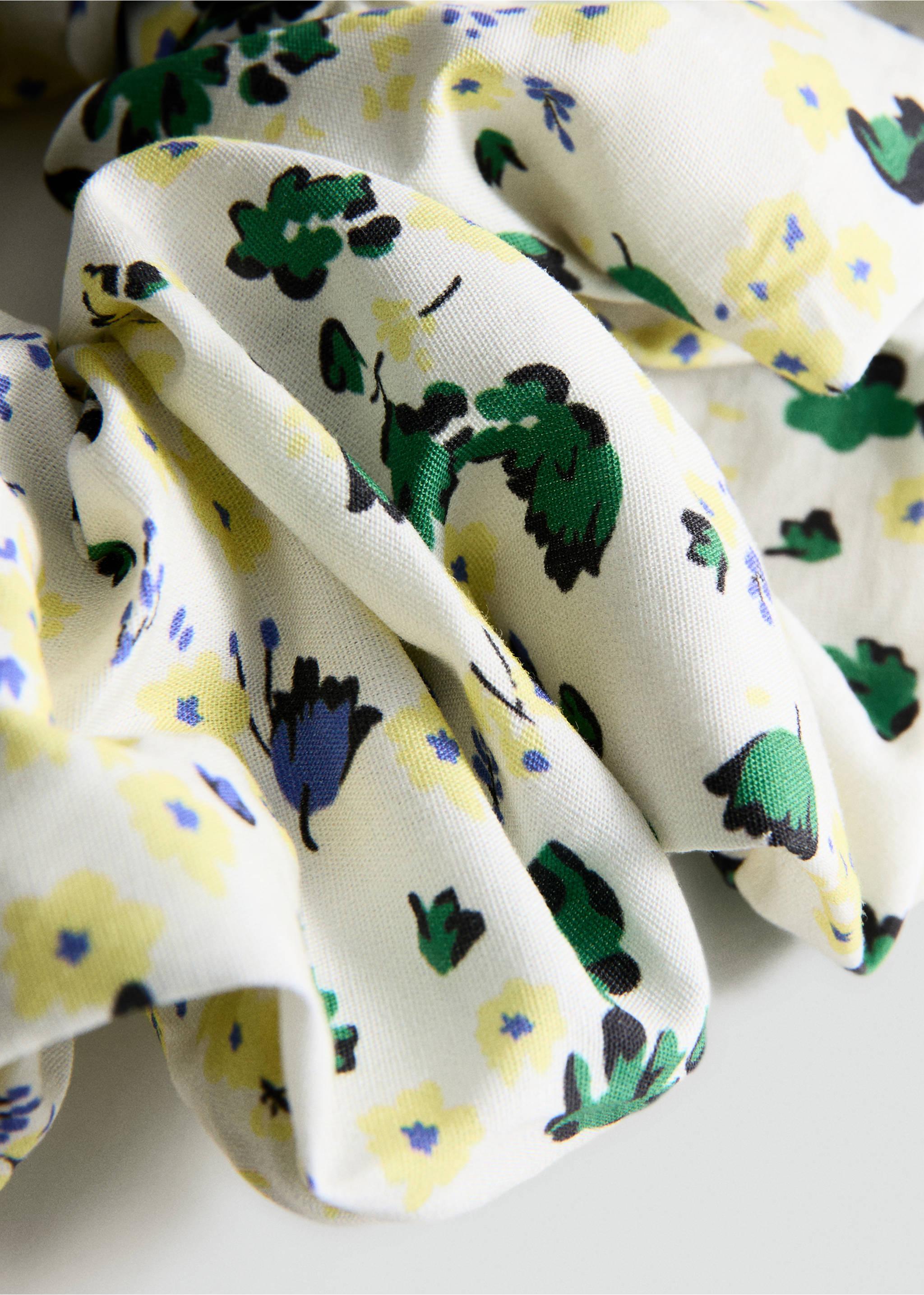 Coletero estampado floral - Plano medio, Crudo. Ref: 37041340-00.