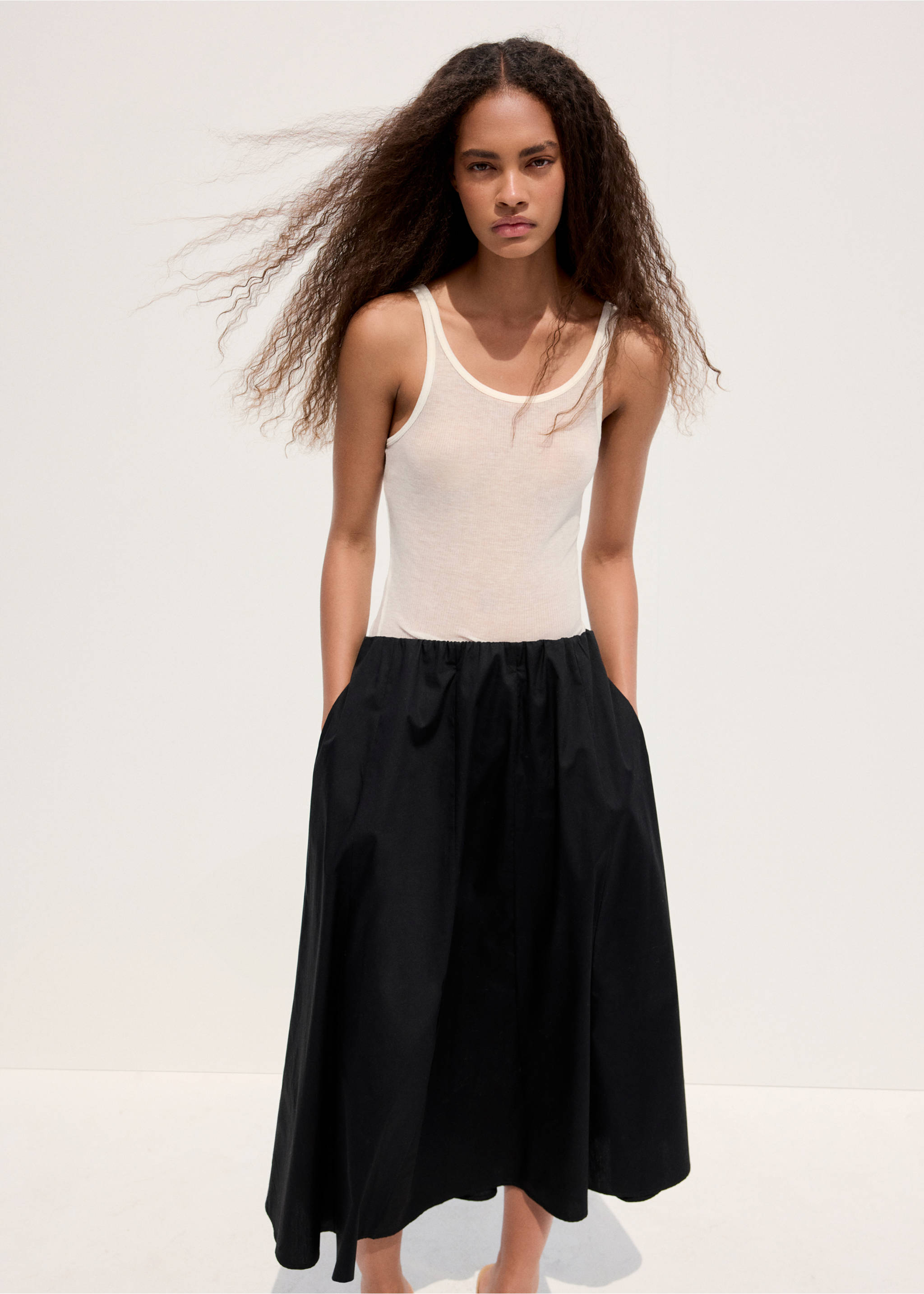 Flared cotton skirt - Details of the article 1, Black. Ref: 37041348-00.