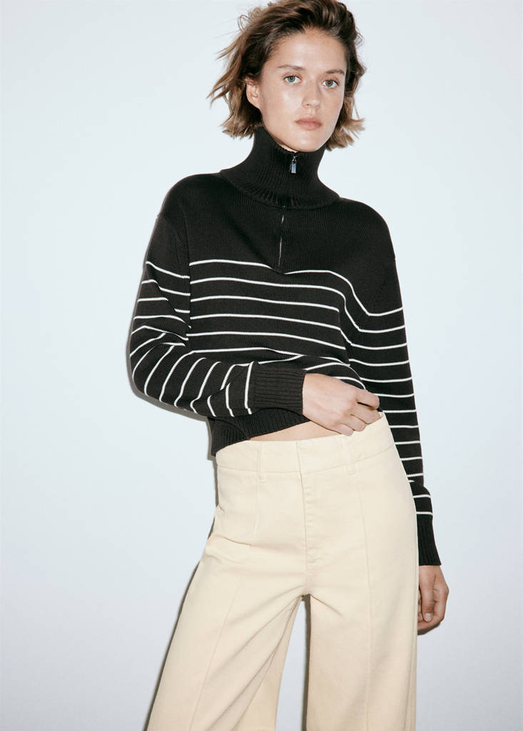 High-waisted wide leg jeans with stitching — Vanilla