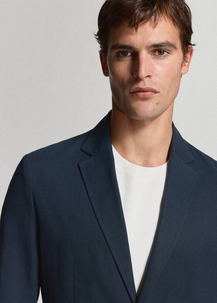 Slim-fit suit jacket made from a linen-lyocell blend — Navy