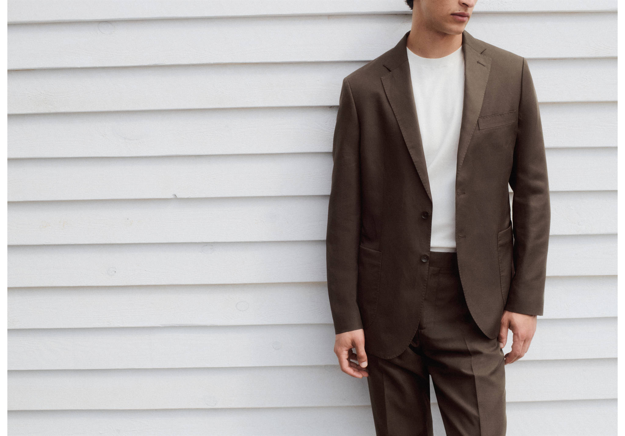 Slim-fit suit jacket made from a linen-lyocell blend - Panoramic plane