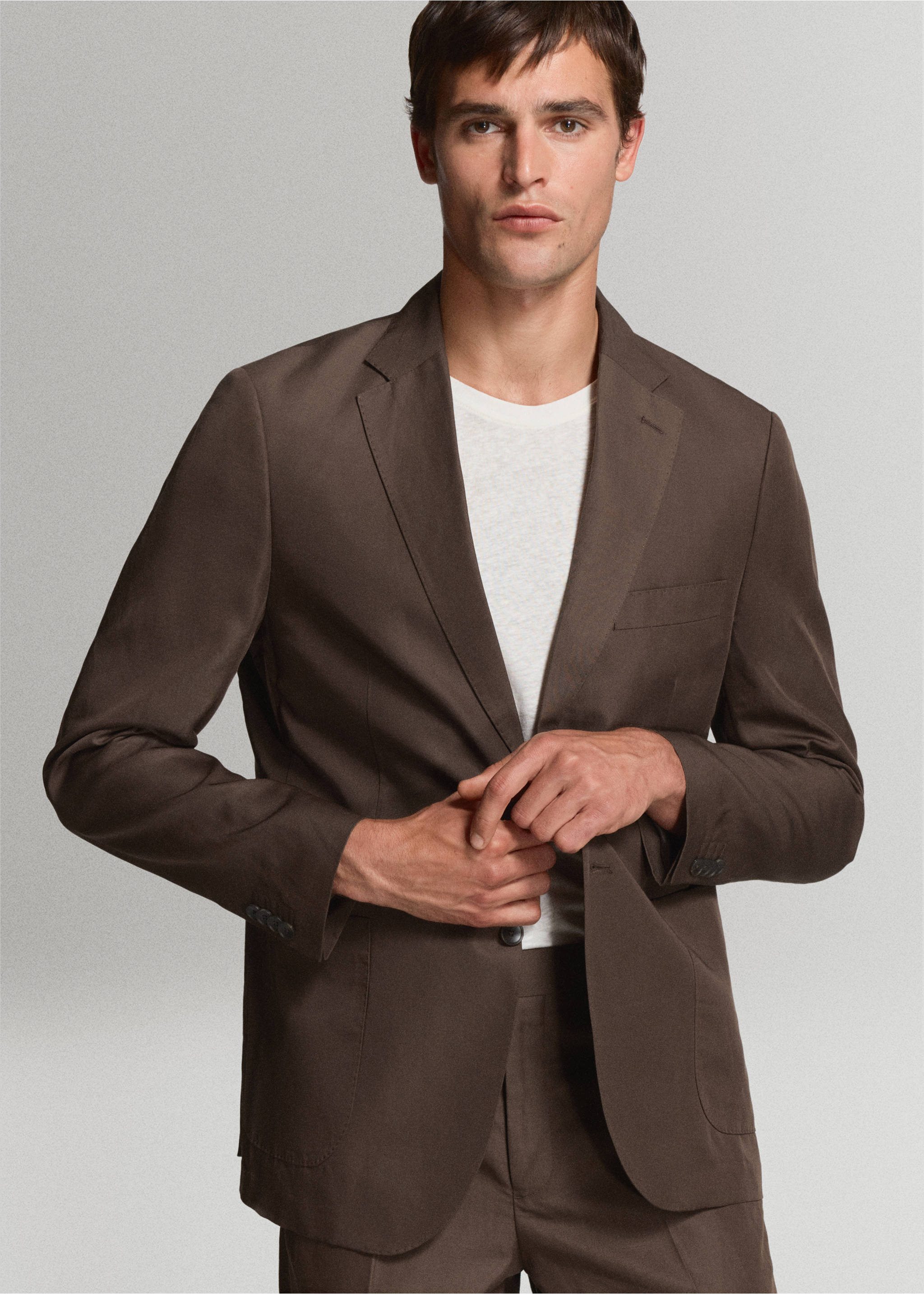 Americana traje slim fit lyocell  lino - Detalle del artículo 3, Marrón. Ref: 37041370-03.