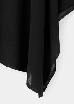 Asymmetrical knitted cape — Black 5