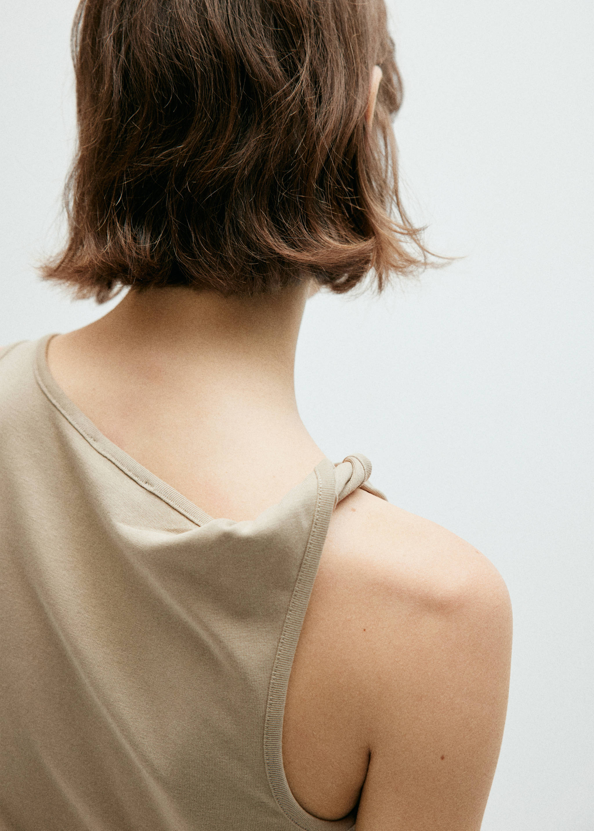 Cotton dress with draped strap detail - Details of the article 4