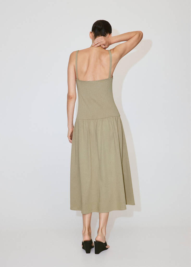 Ruched neckline volume dress — Khaki