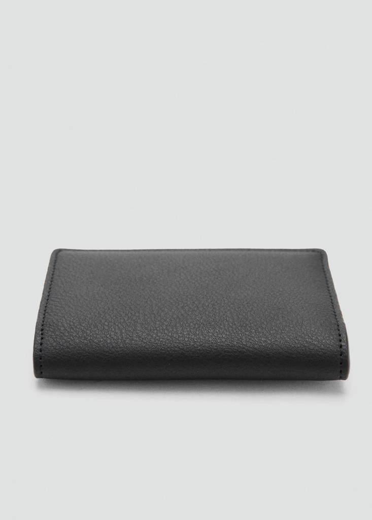 Wallet with embossed effect — Black