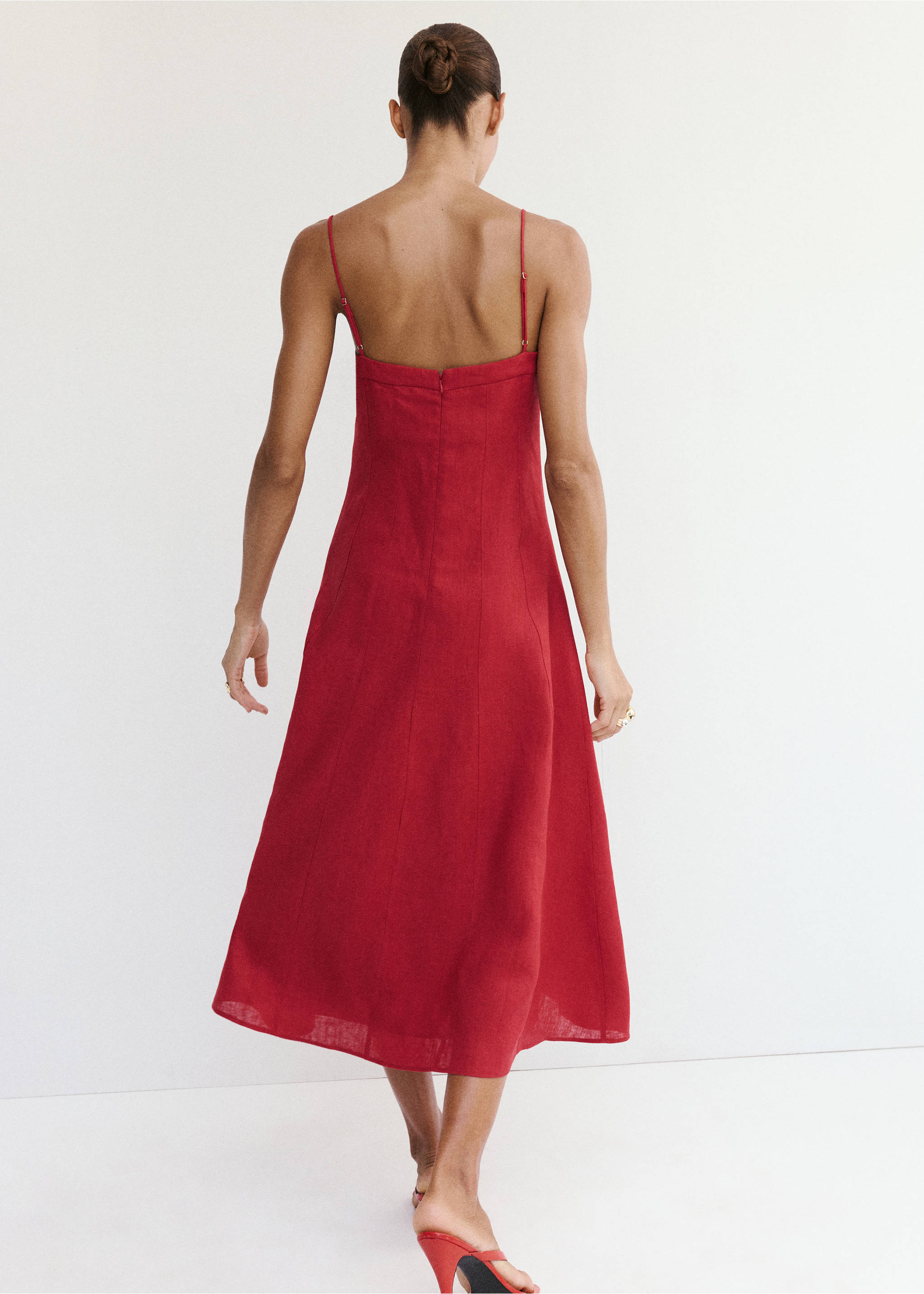 A-line linen dress - Reverse of the article, Red. Ref: 37041395-01.