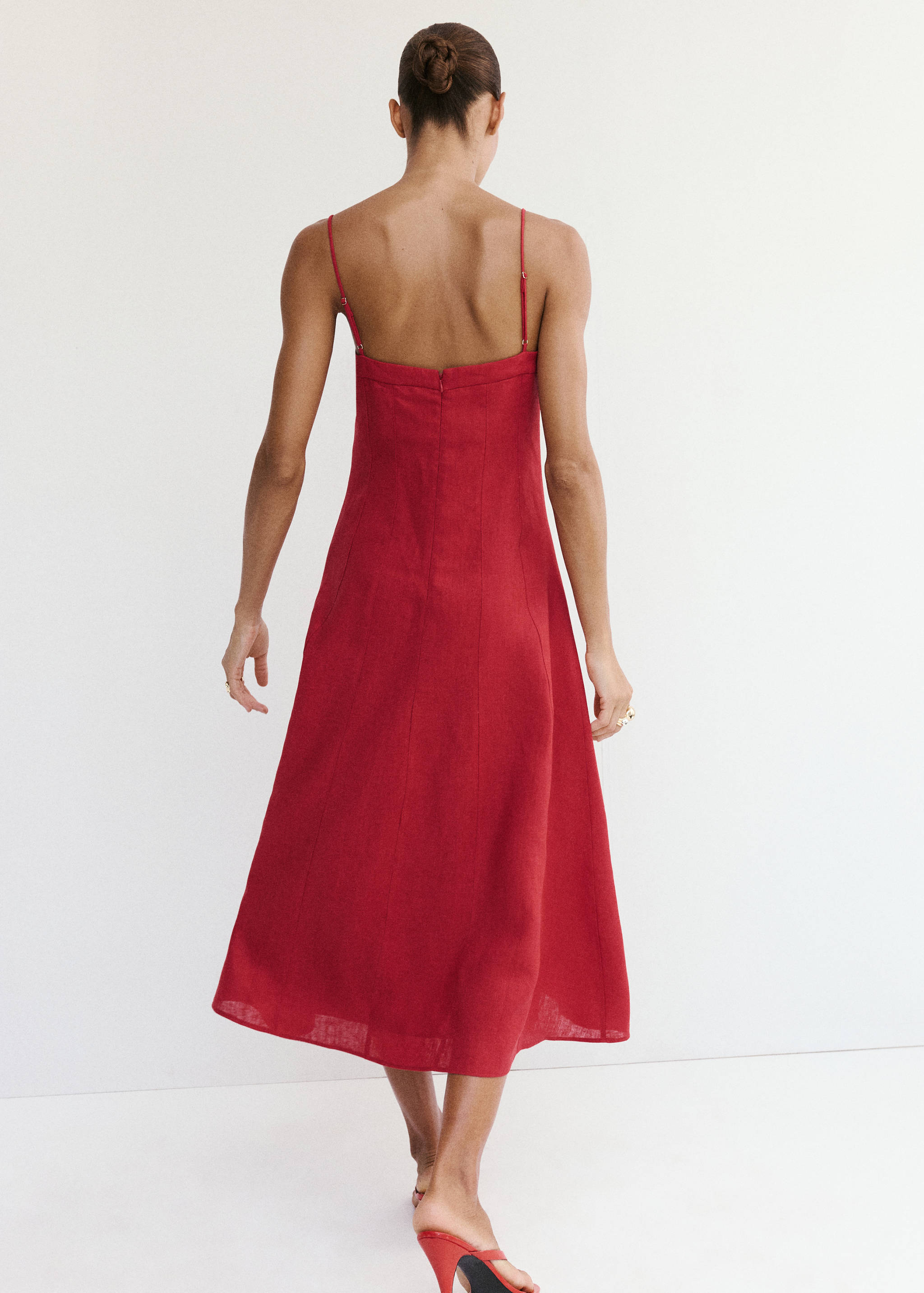 A-line linen dress - Reverse of the article