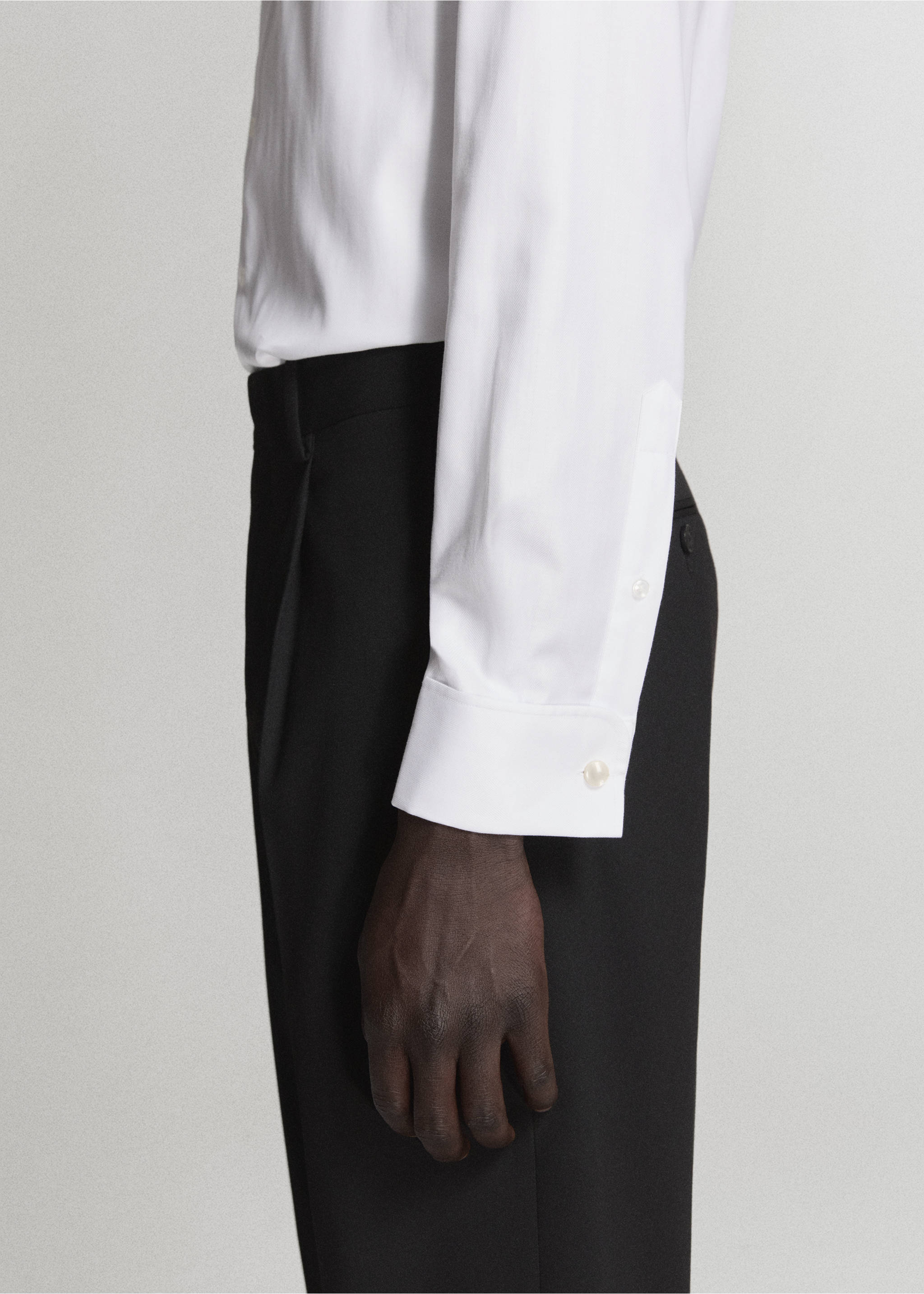 Plain 100% cotton shirt - Details of the article 3, White. Ref: 37041399-00.