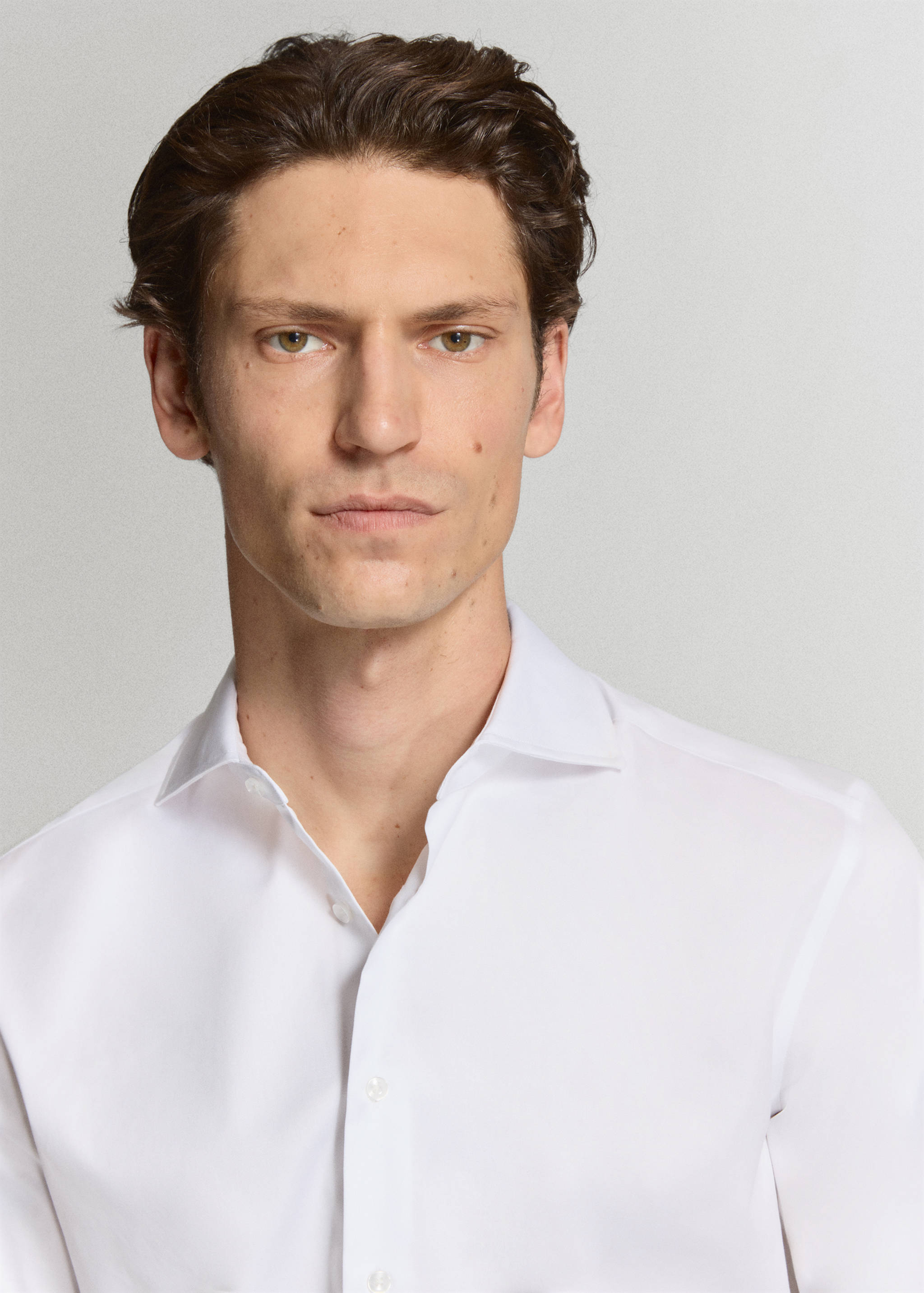 100% cotton slim-fit suit shirt - Details of the article 1