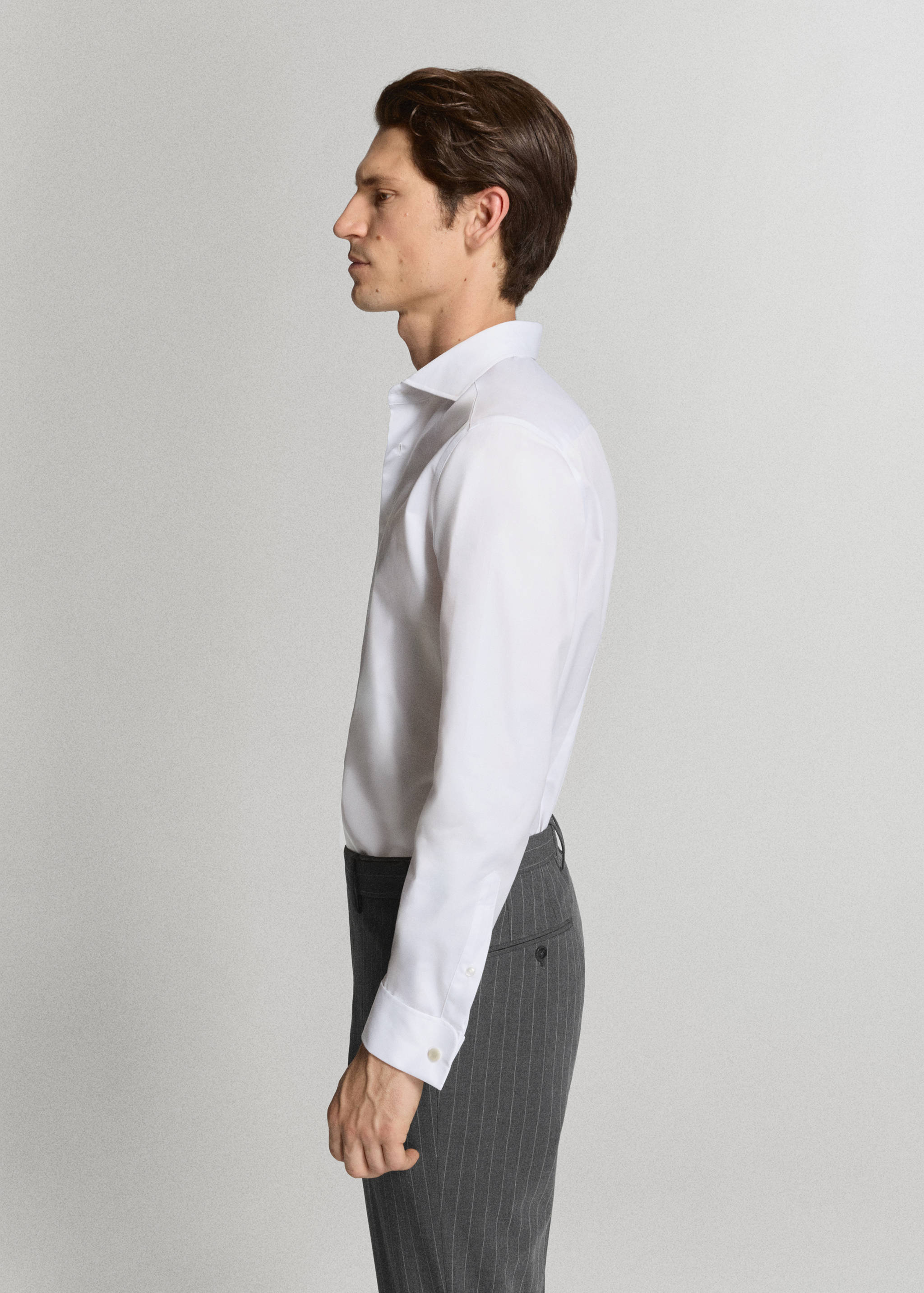 100% cotton slim-fit suit shirt - Details of the article 2
