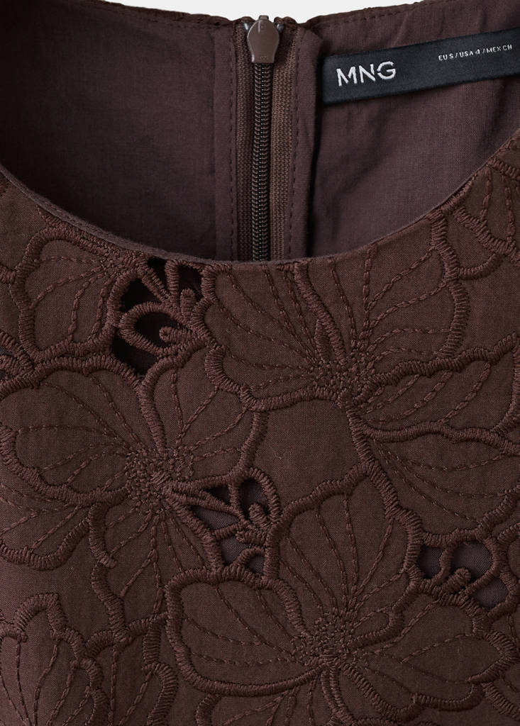 Dress with floral cut-out embroidery