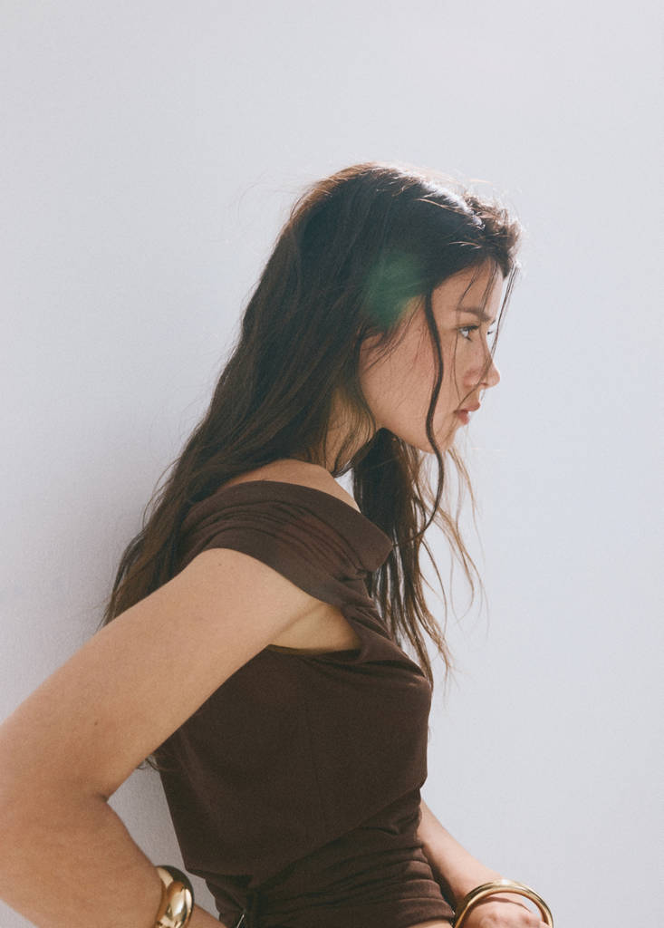 Off-shoulder top — Brown