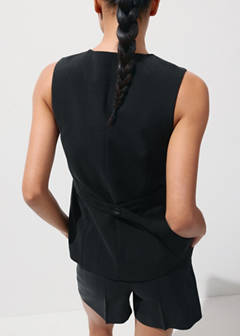 Waistcoat with buttons and pockets — Black 3