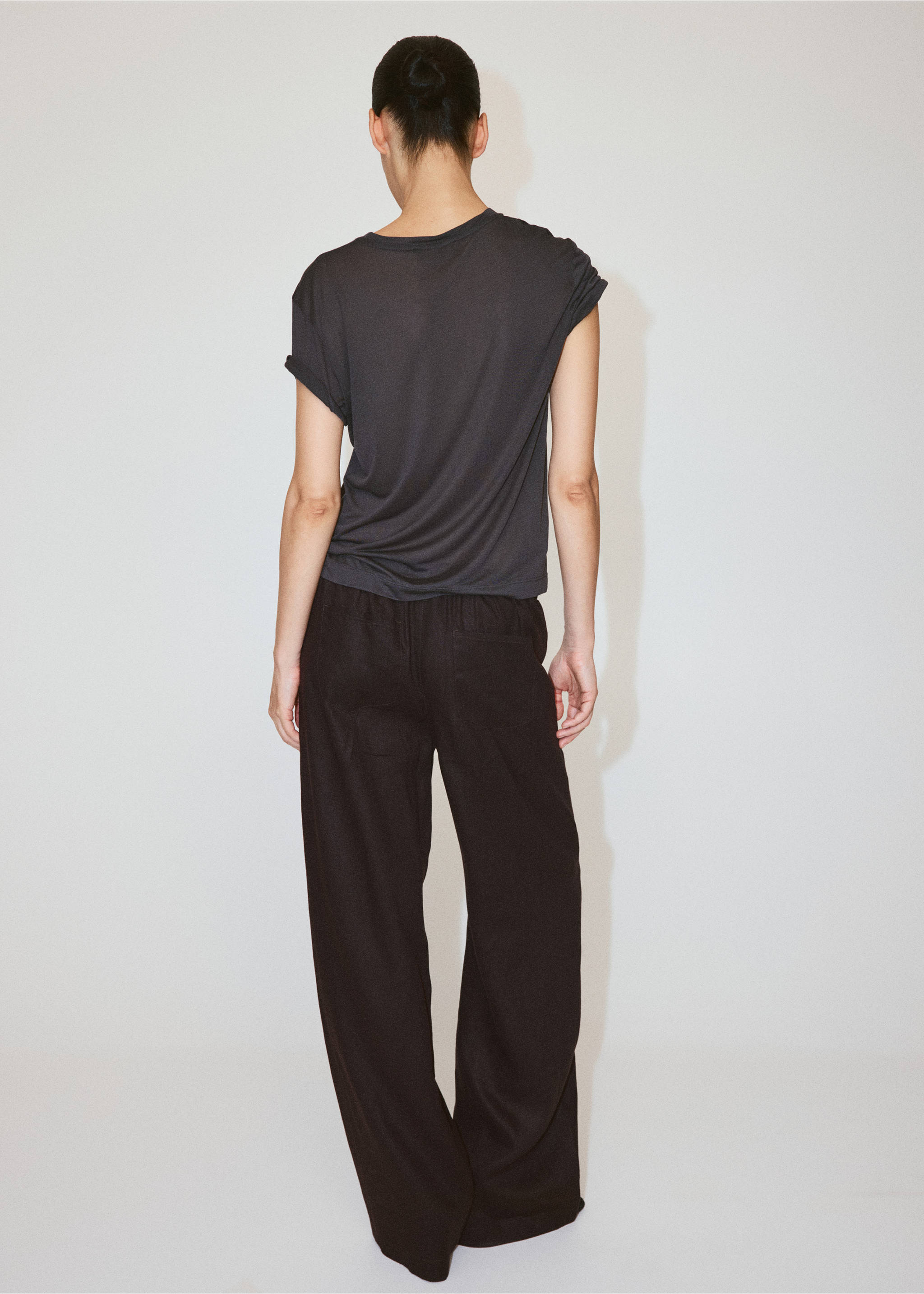 Bow linen trousers - Reverse of the article, Chocolate. Ref: 37041438-00.