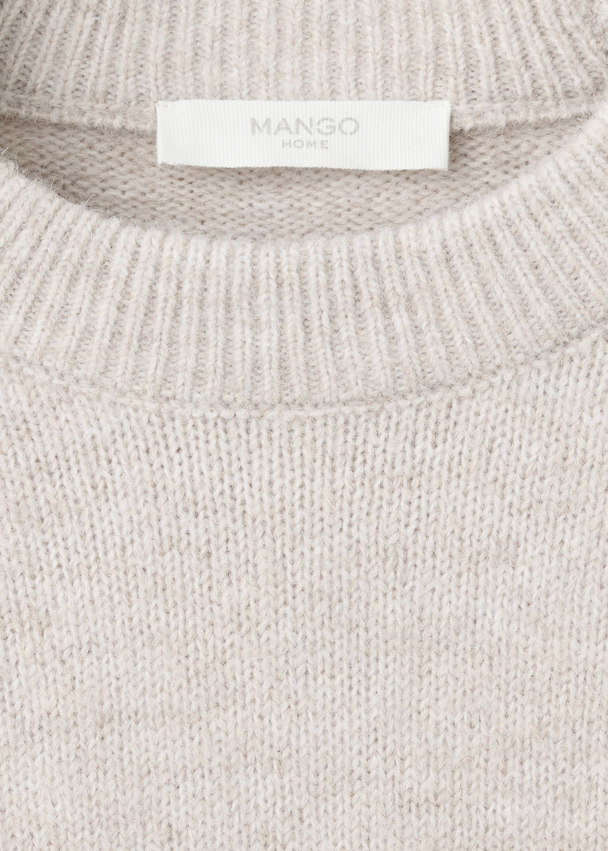 Round-neck knitted sweater - Details of the article 8