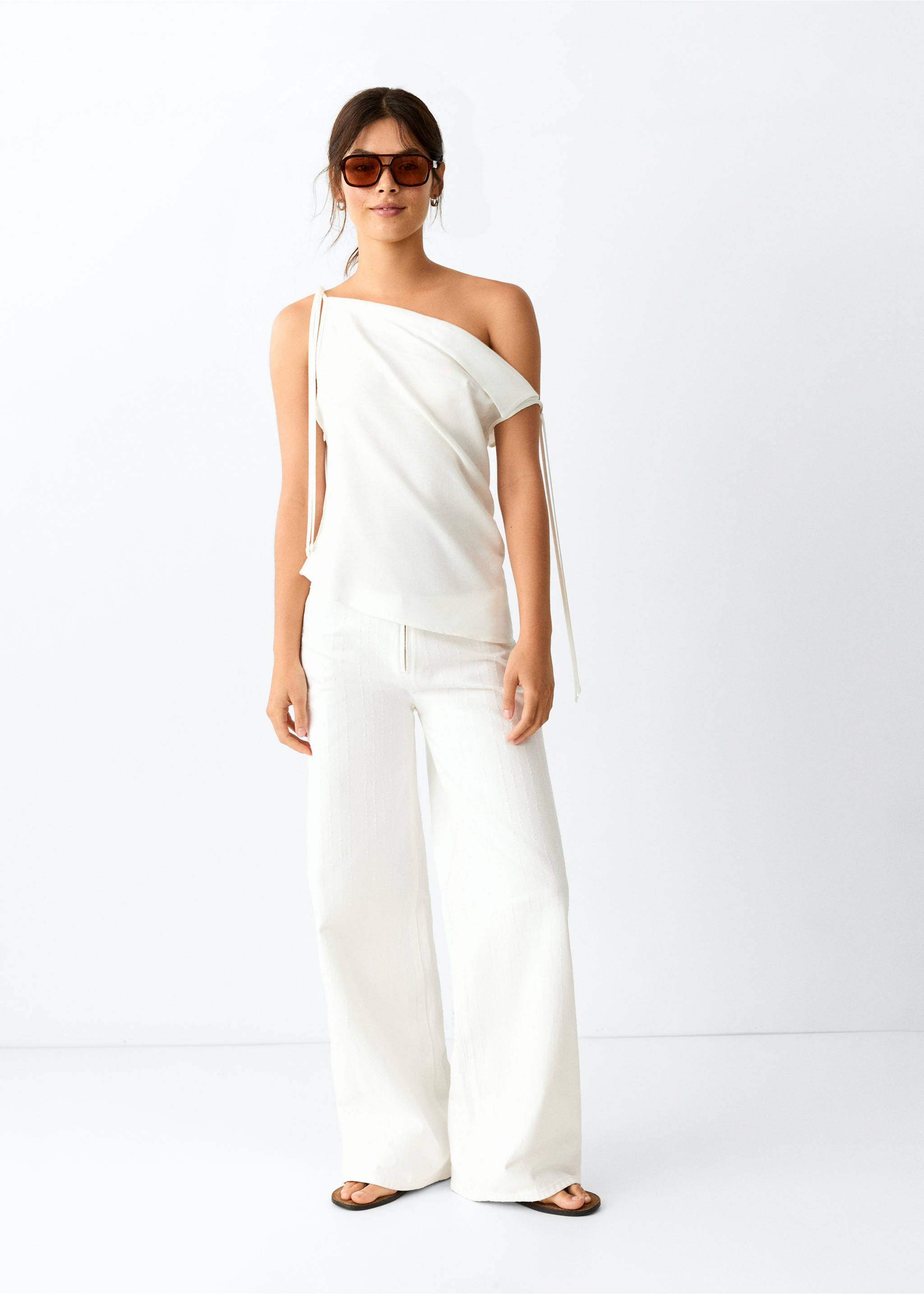 Low-waist wide-leg jeans - General plane, White. Ref: 37041442-00.