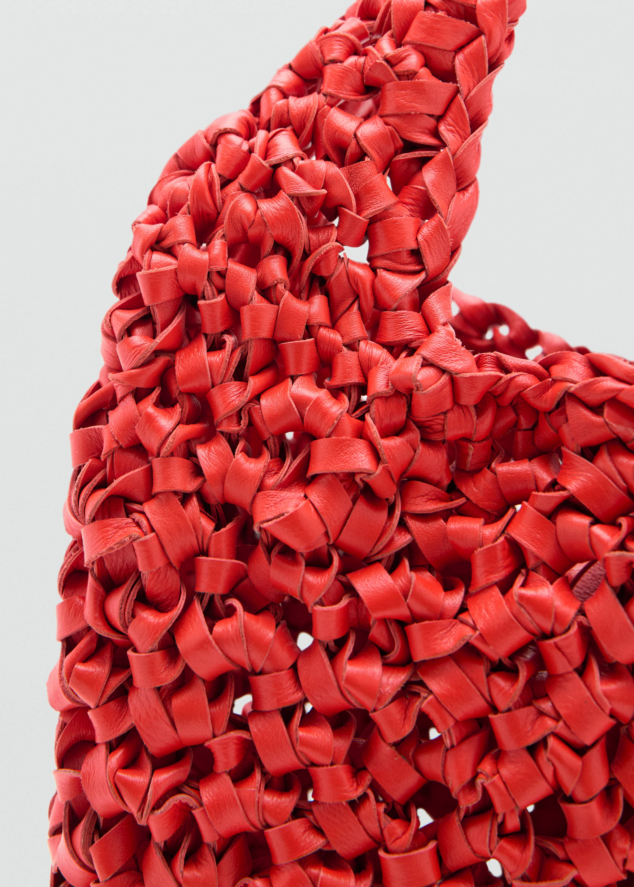Braided leather handbag - Details of the article 1