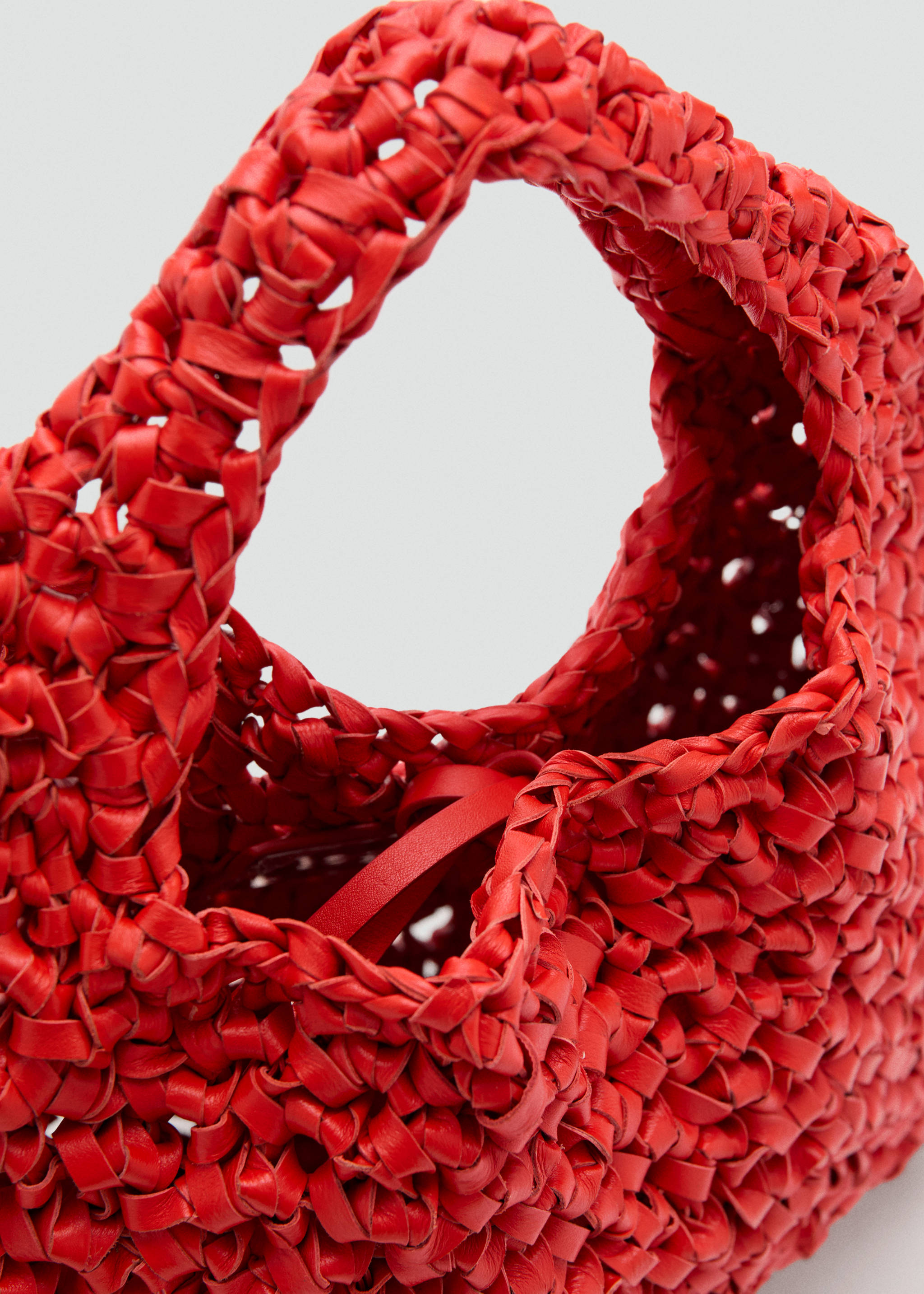 Braided leather handbag - Details of the article 2