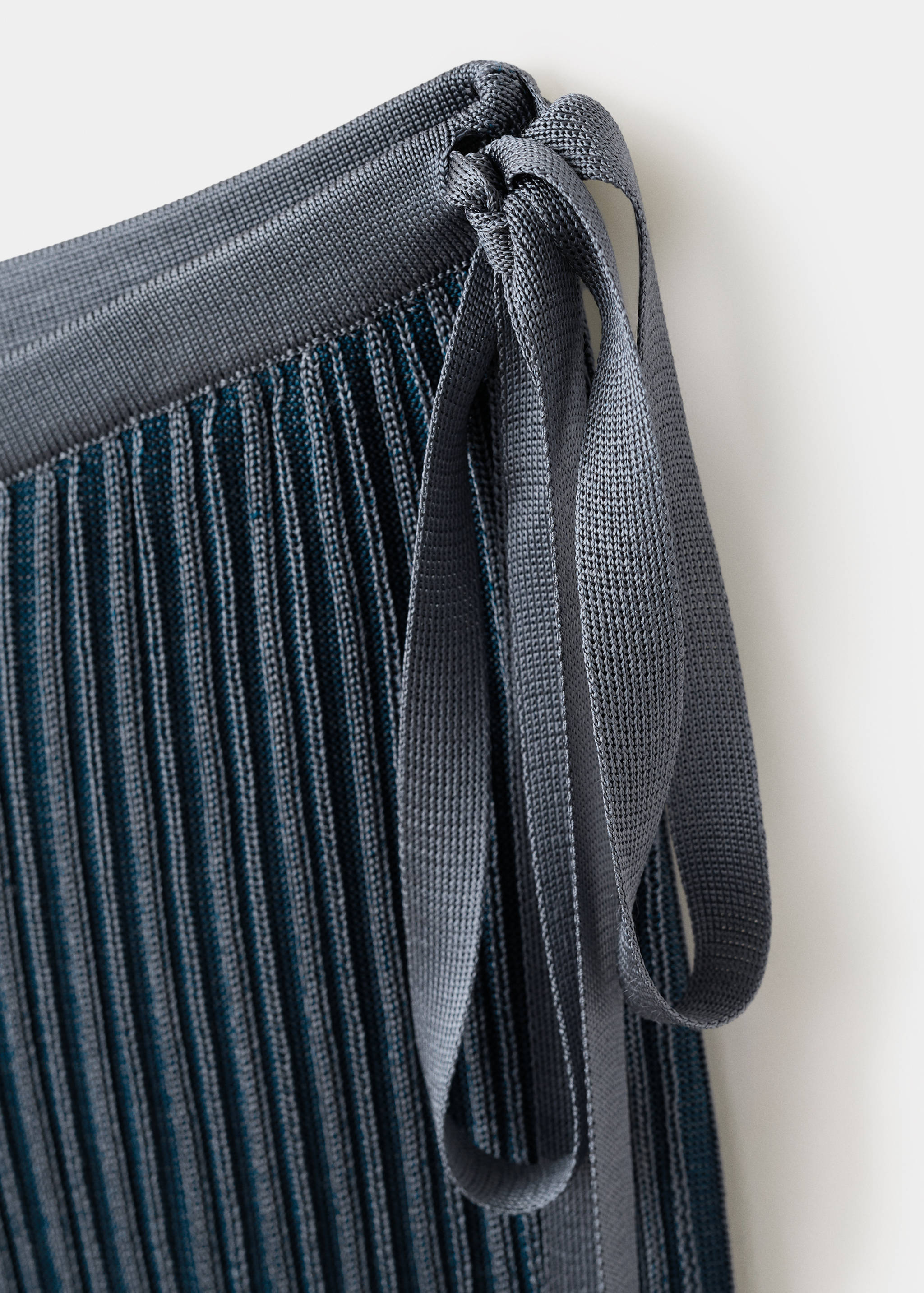 Textured striped knit trousers - Details of the article 0