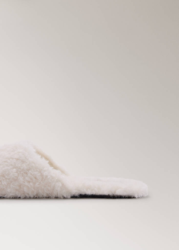 Shearling sneakers with a rounded toe — Ecru