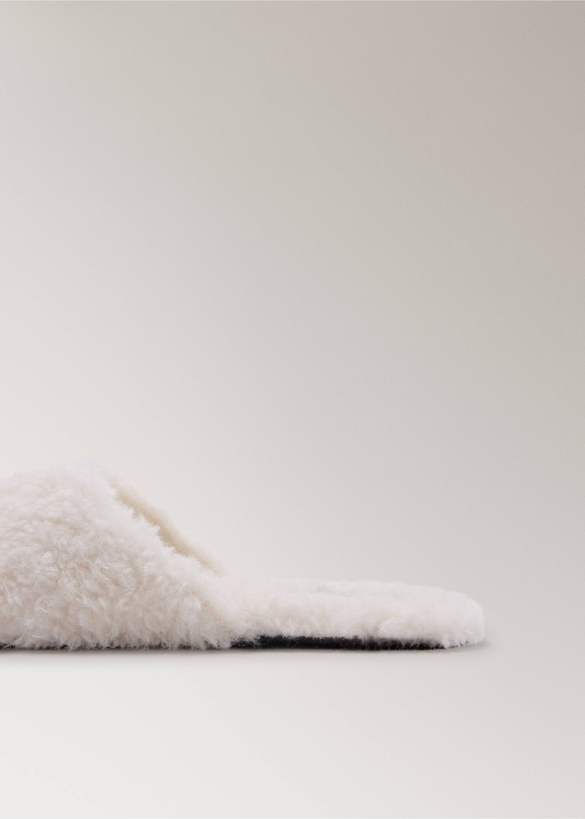Shearling sneakers with a rounded toe - Details of the article 1, Ecru. Ref: 37041451-00.