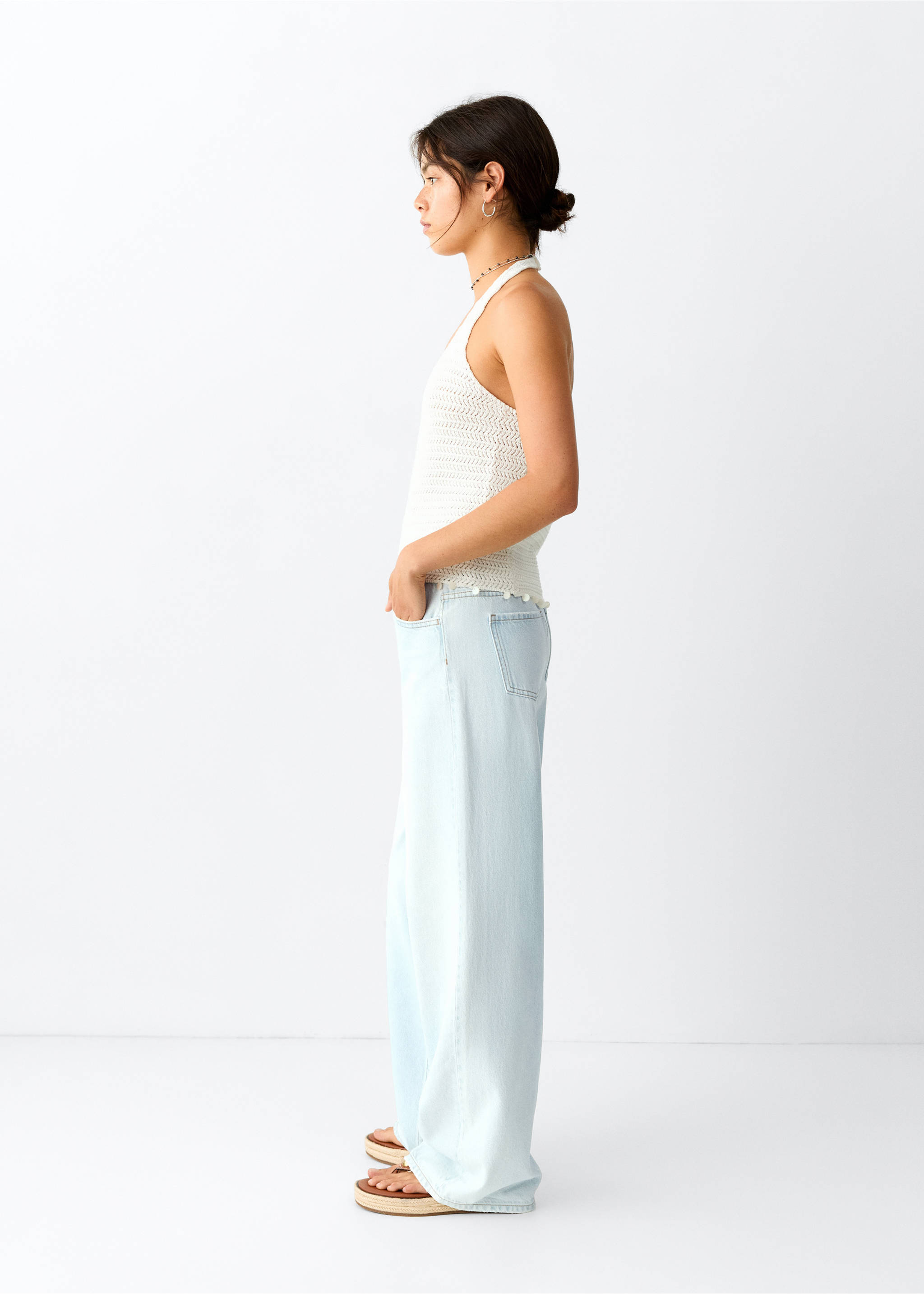 Crossed straight jeans - Medium plane, Bleach Blue. Ref: 37041455-00.