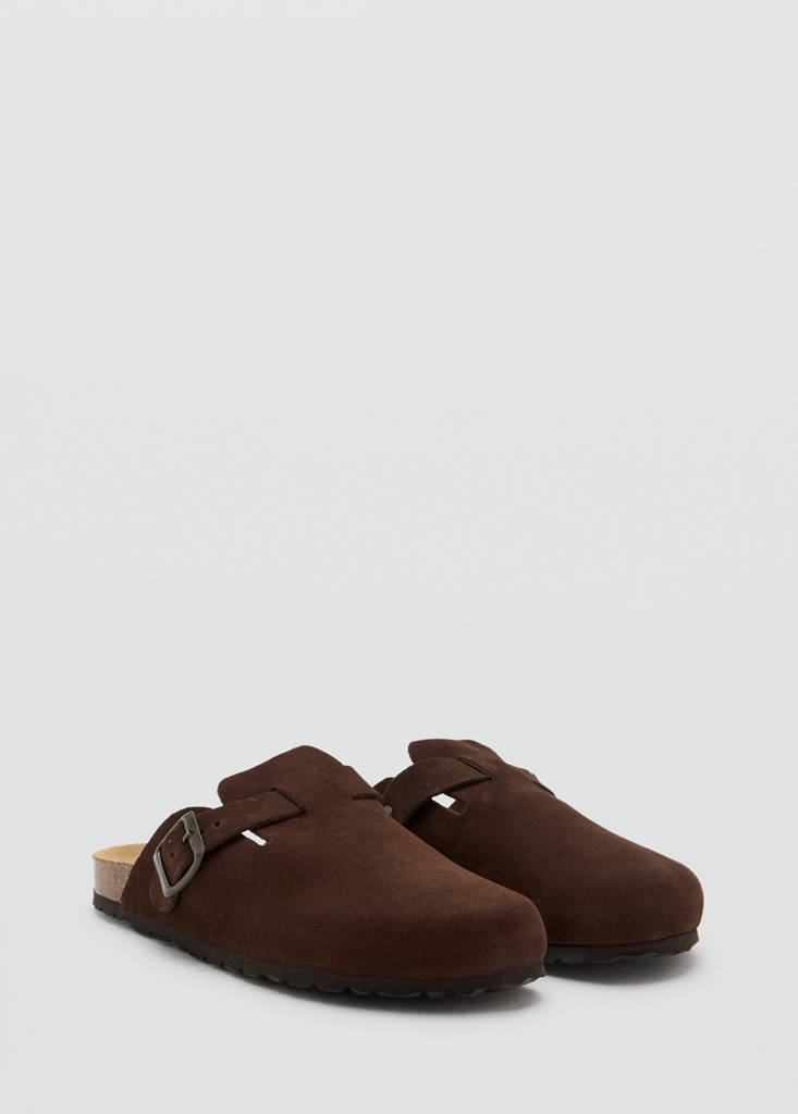 Leather clogs with buckle — Chocolate