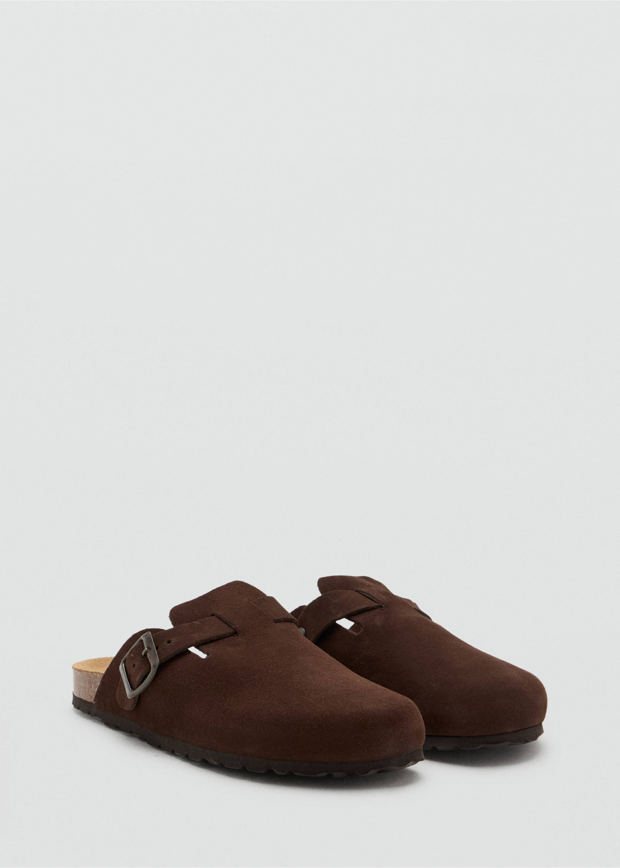 Sabots cuir boucle - Plan moyen, Chocolat. Ref: 37041458-00.