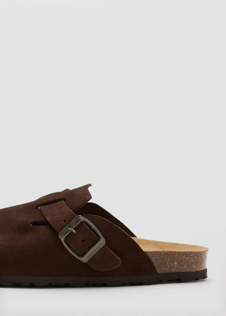 Leather clogs with buckle — Chocolate