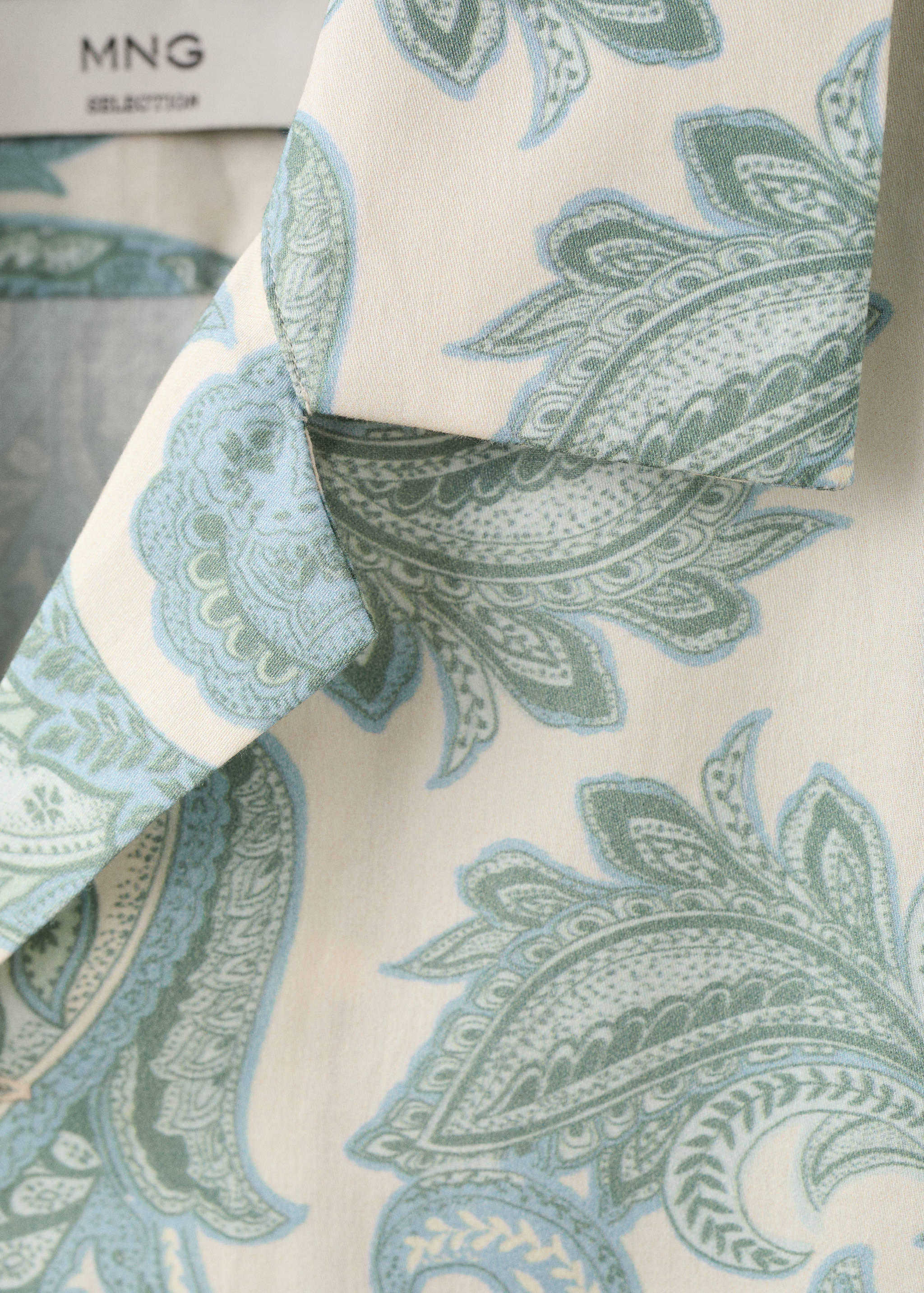 Bowling collar cotton shirt - Details of the article 8