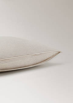 Two seersucker cotton pillowcases with fine stripes 60x60 cm — Coffee 3