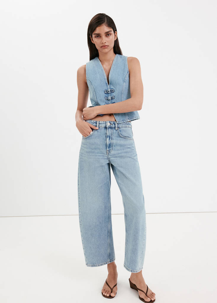 Toggle denim top with frogs — Medium Blue