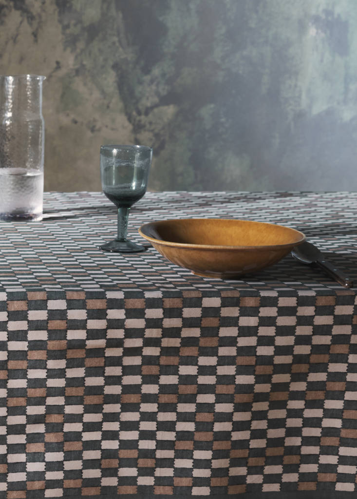 Printed resin-coated cotton tablecloth with check pattern for 6 to 8 people — Pastel Green