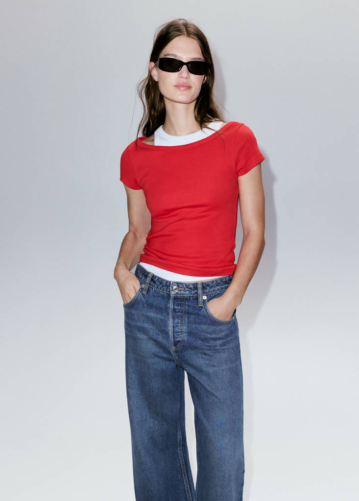 Two-tone contrast T-shirt — Red