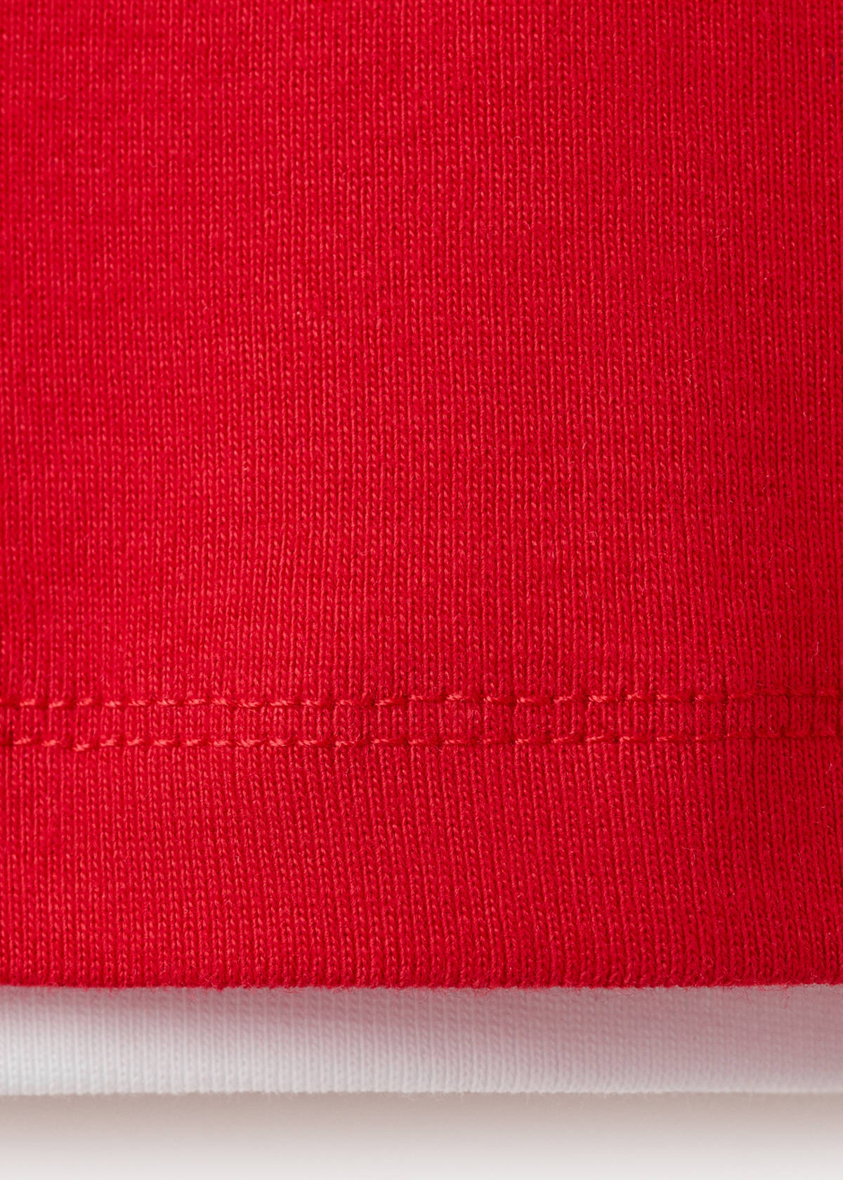 Two-tone contrast T-shirt — Red