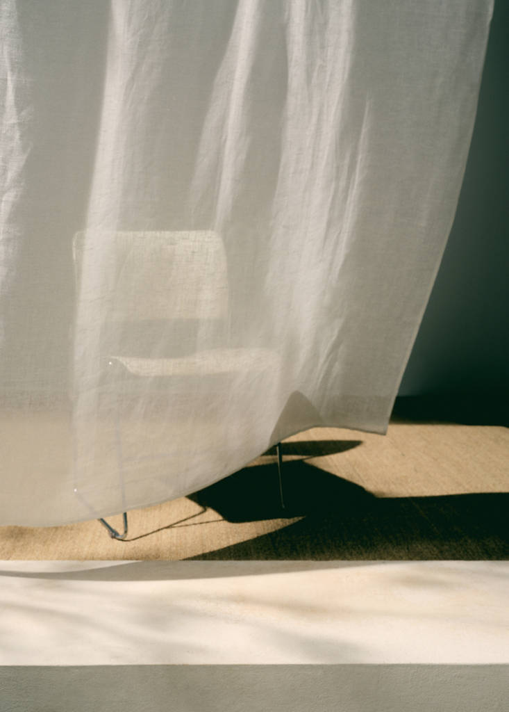 Linen curtain with structured weave, low opacity — Ecru