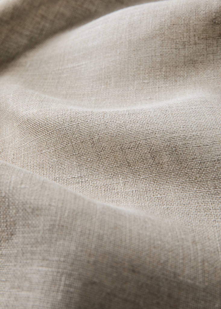 Linen curtain with structured weave, low opacity — Sand
