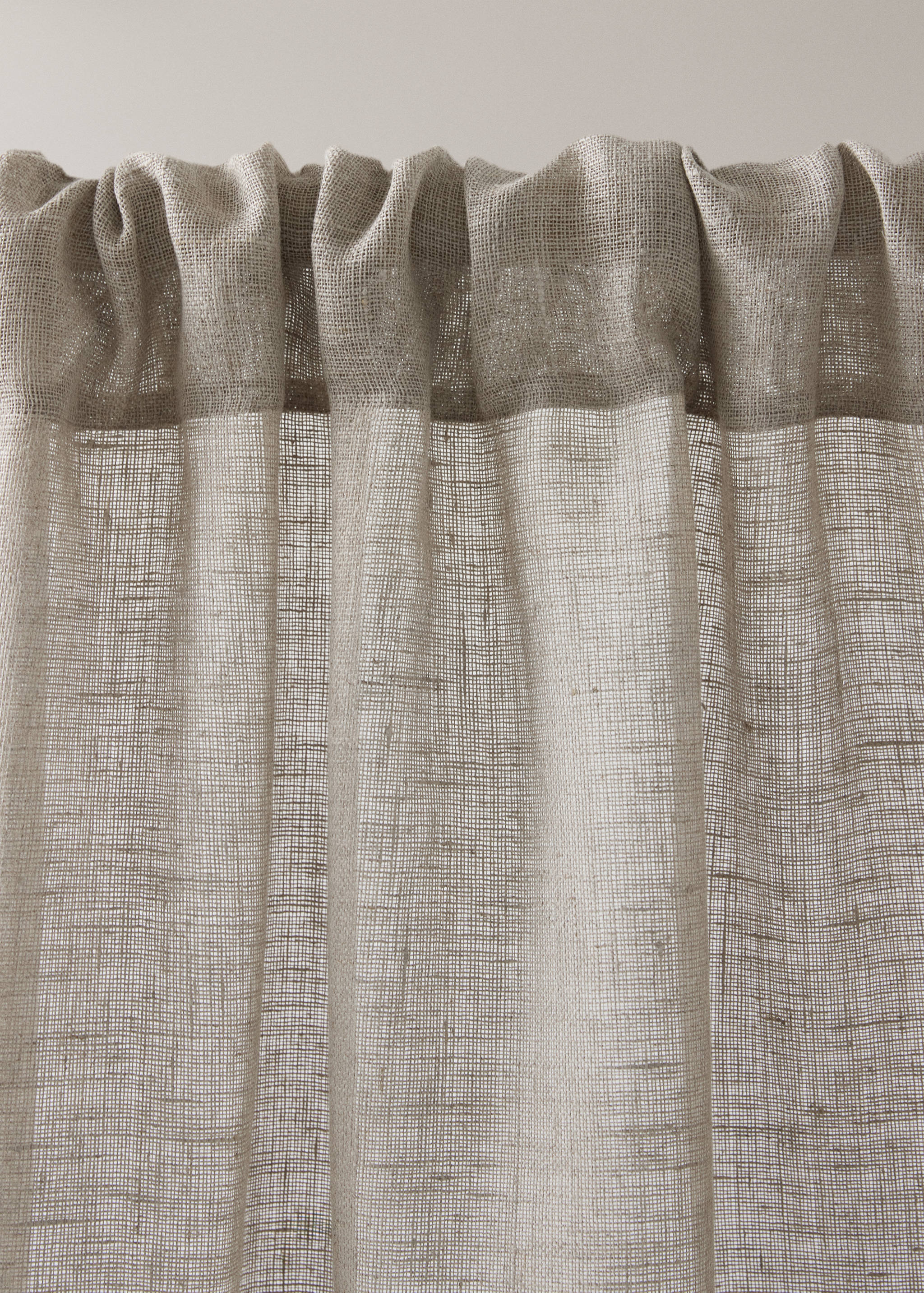 Linen curtain with structured weave, low opacity - Details of the article 2