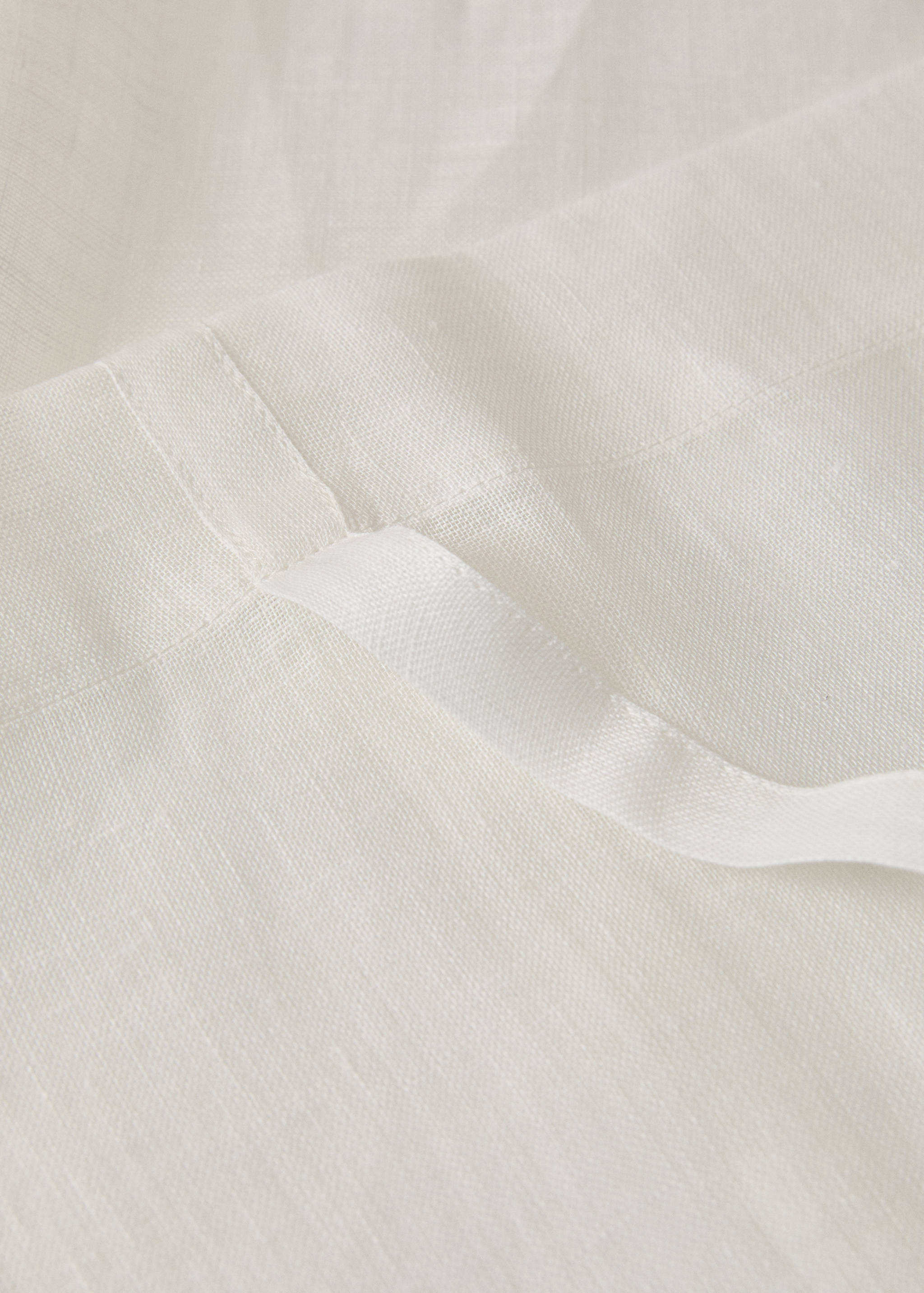 100% linen roller blind with low transparency - Details of the article 3