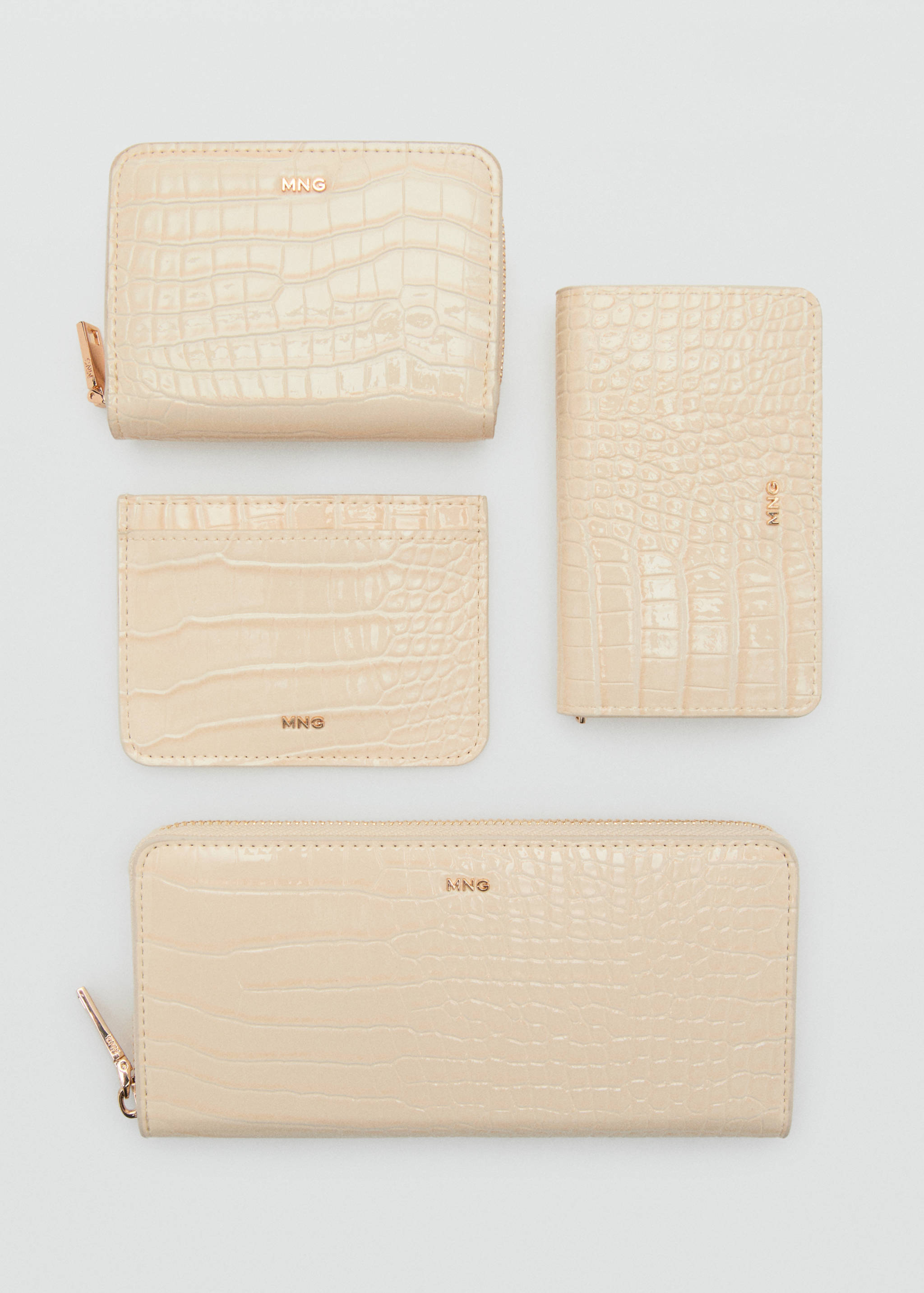 Large croc-effect wallet - Details of the article 2