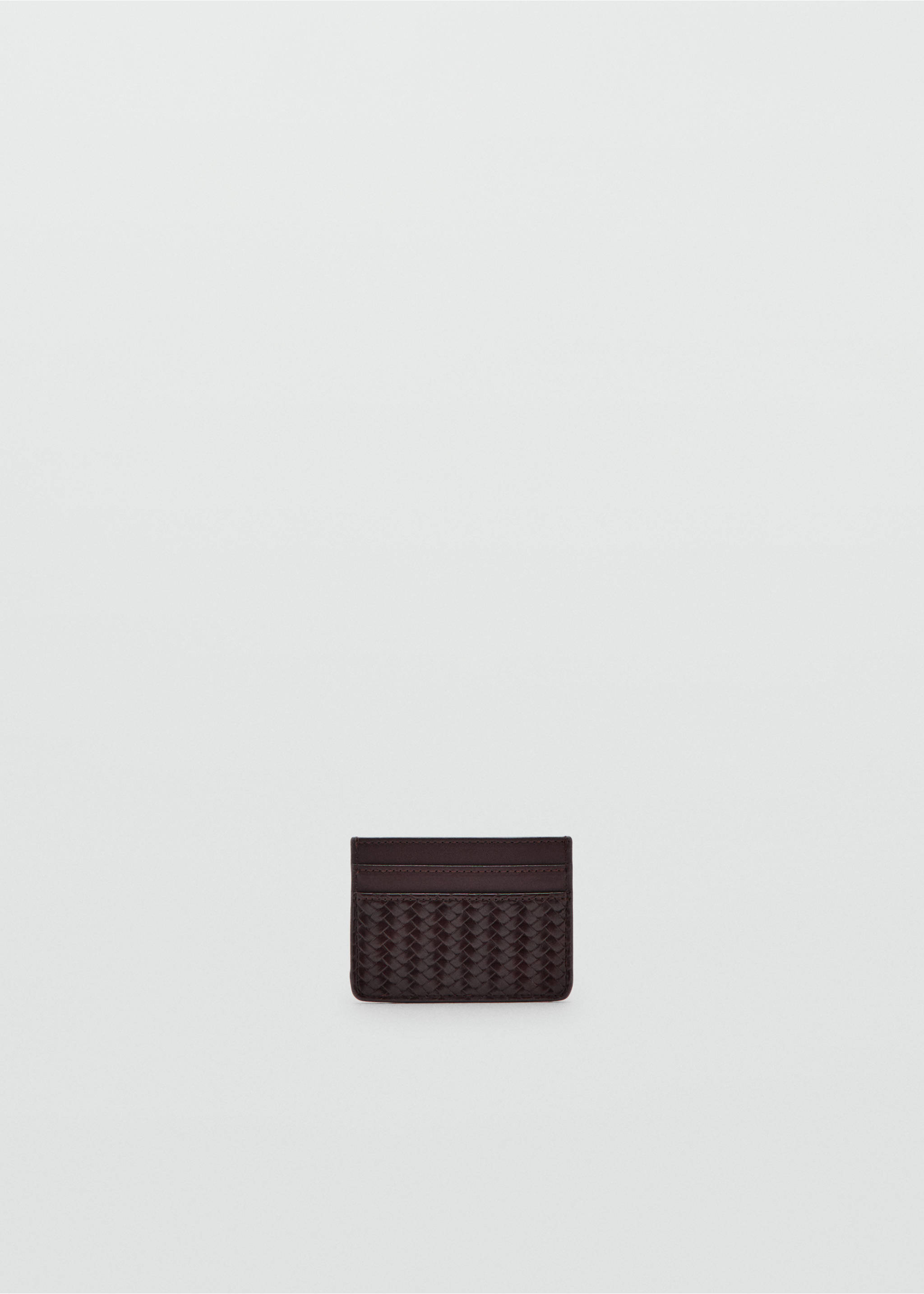 Braided cardholder - Details of the article 1, Chocolate. Ref: 37041551-00.