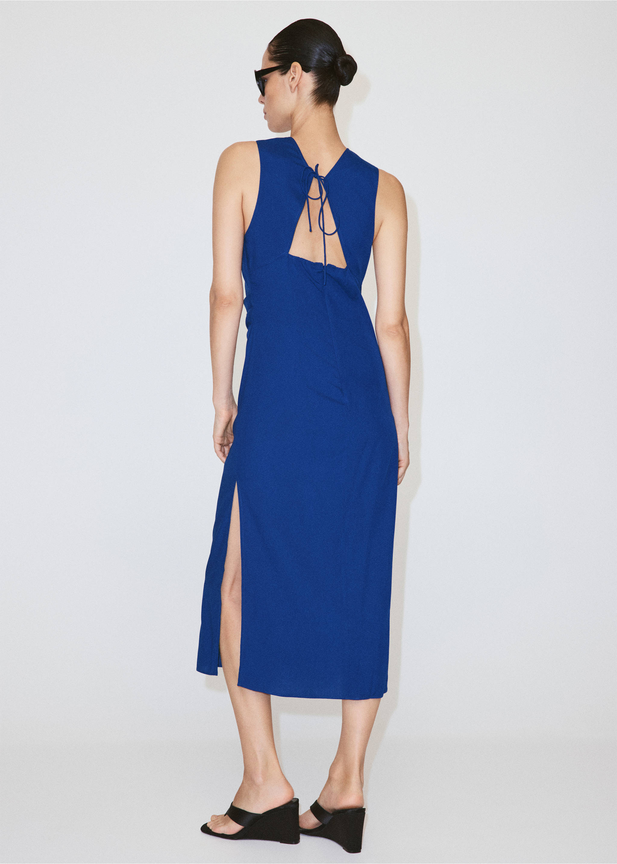Side ruched dress with tie detail - Reverse of the article, Blue. Ref: 37042526-00.
