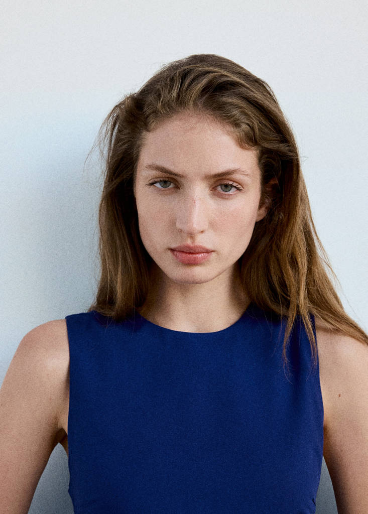 Side ruched dress with tie detail — Blue