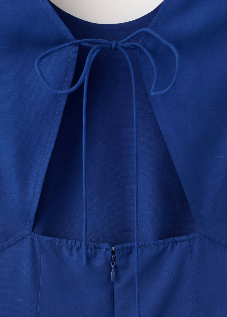 Side ruched dress with tie detail — Blue